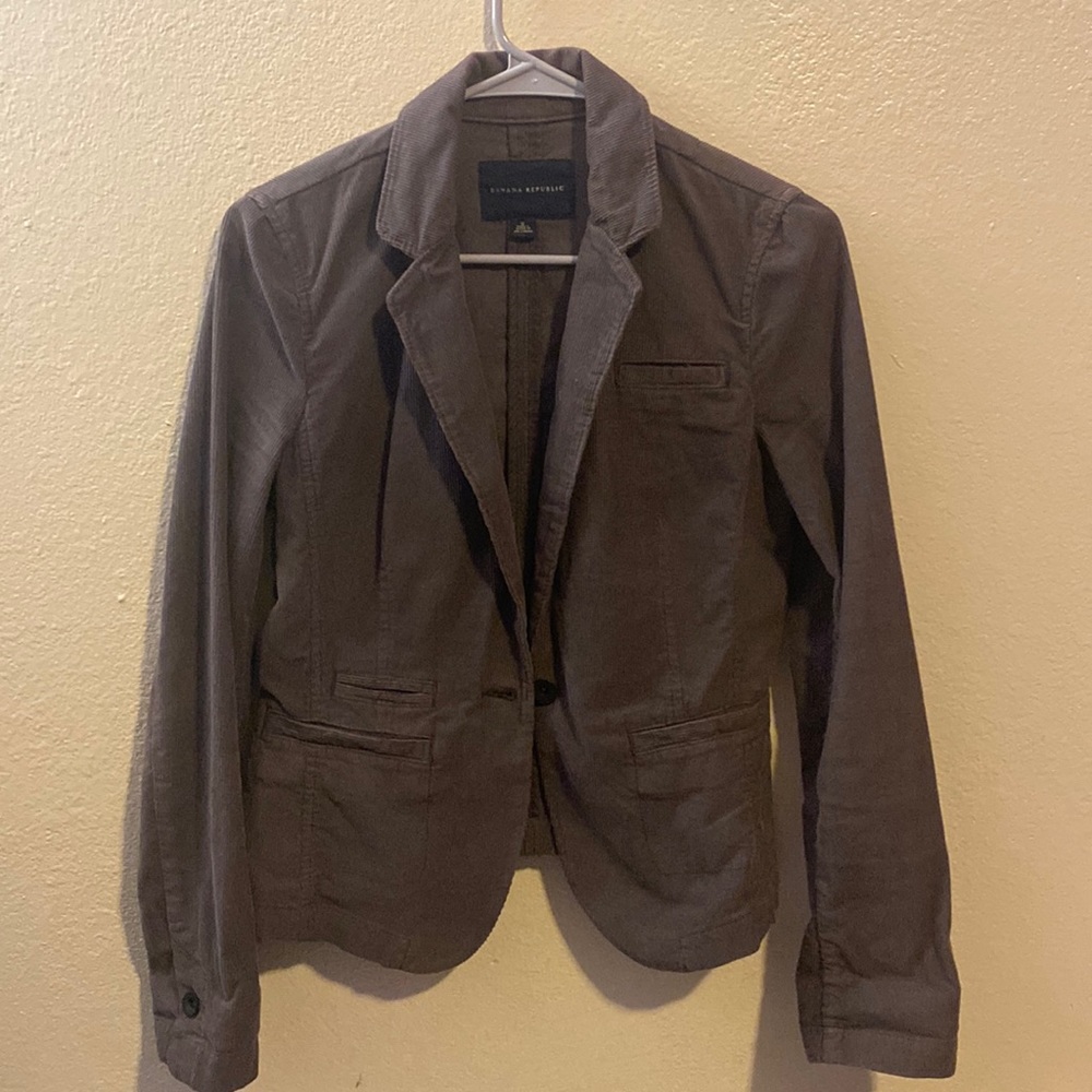 𝅺Banana Republic Gray Corduroy Blazer, One
Button Closure Size Small